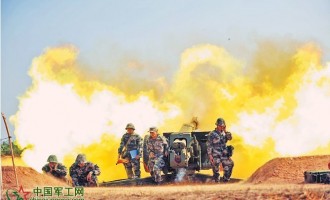南京軍區(qū)某團(tuán)榴炮一連用打仗標(biāo)準(zhǔn)盤(pán)點(diǎn)獎(jiǎng)牌“含金量”